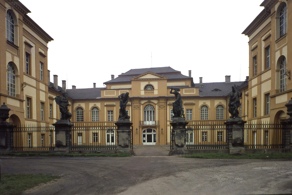 Auf Schloss Dux in Böhmen fand Casanova seinen Altersruhesitz. Dort starb er auch.