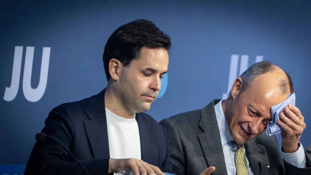 „Bitten Sie um Ihre Entlassung“: JU-Delegierter fordert Merz offen zum Rücktritt auf
