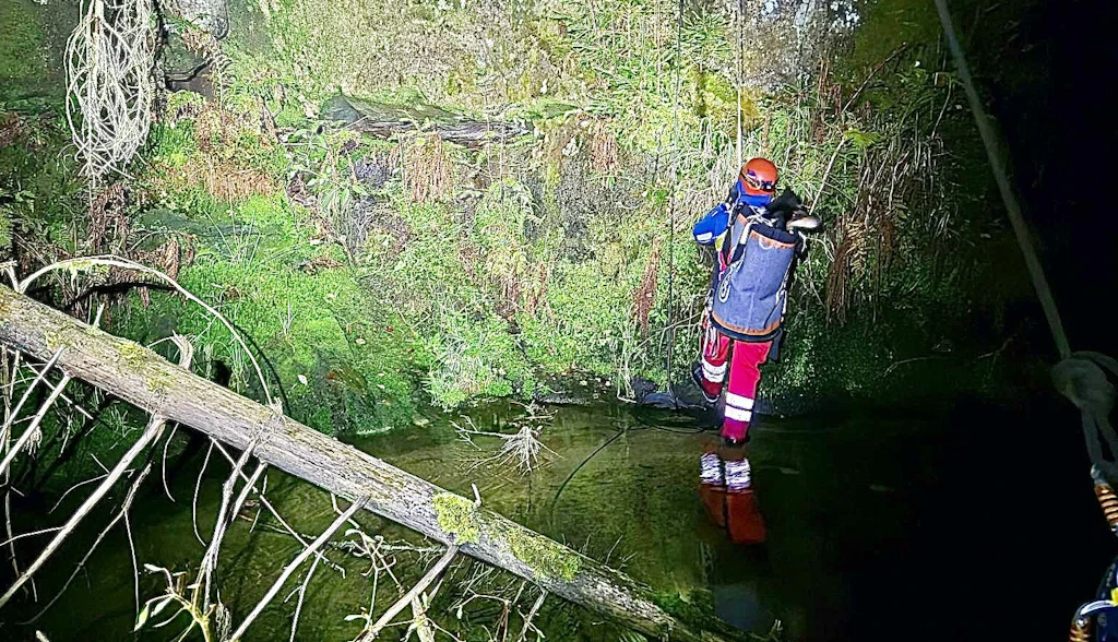 In der Sächsischen Schweiz verirrt: Bergwacht birgt Hund mit dem Rucksack