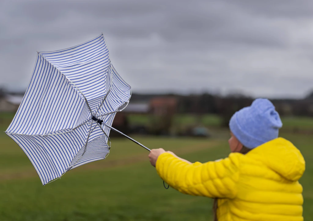 Bombenzyklon nimmt Kurs auf Deutschland: Ab Freitag drohen Sturmböen bis 100 km/h und 40 Liter Regen
