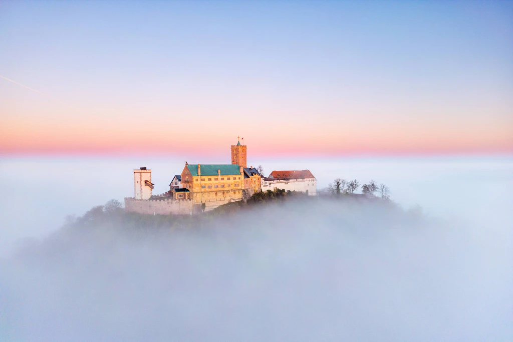 Im Bild die Wartburg. Namensgeberin des Wartburgkreises in Thüringen.