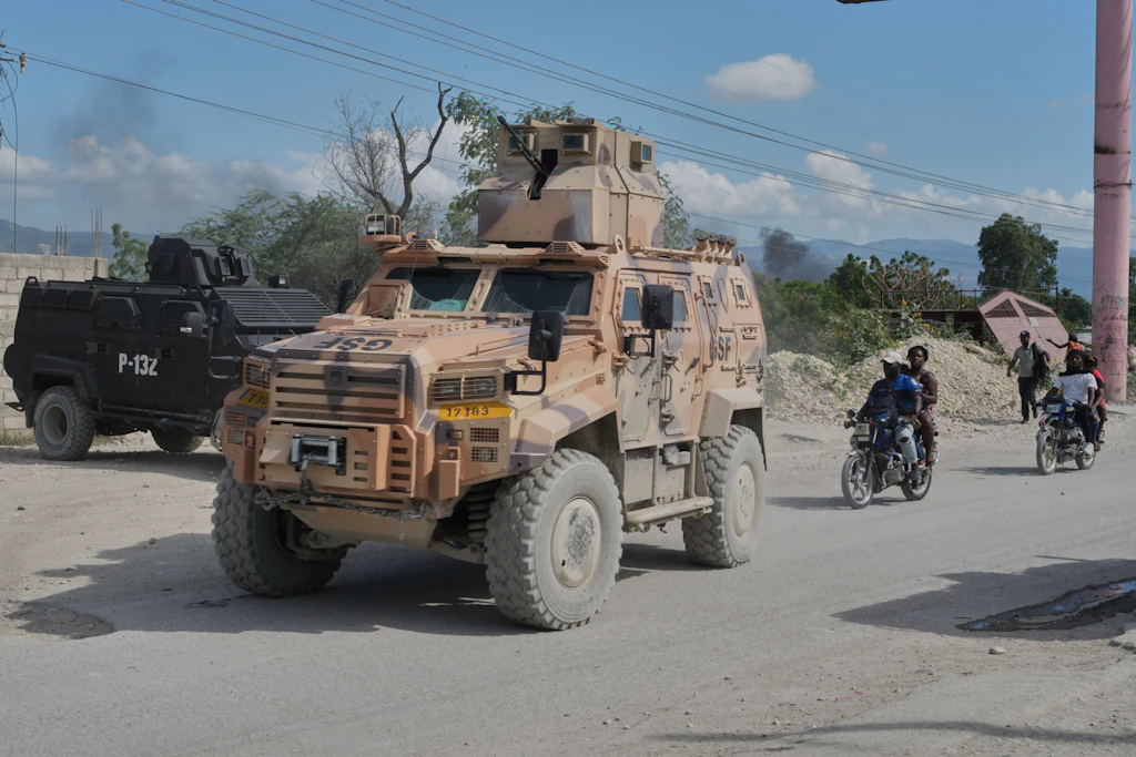 Vier Soldaten in Haiti vermisst – Bukele droht Gangs mit Militärschlag und setzt Ultimatum