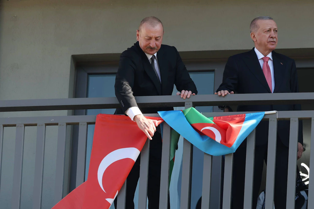 Einst unzertrennlich, jetzt im Streit: Ilham Alijew und Recep Tayyip Erdoğan