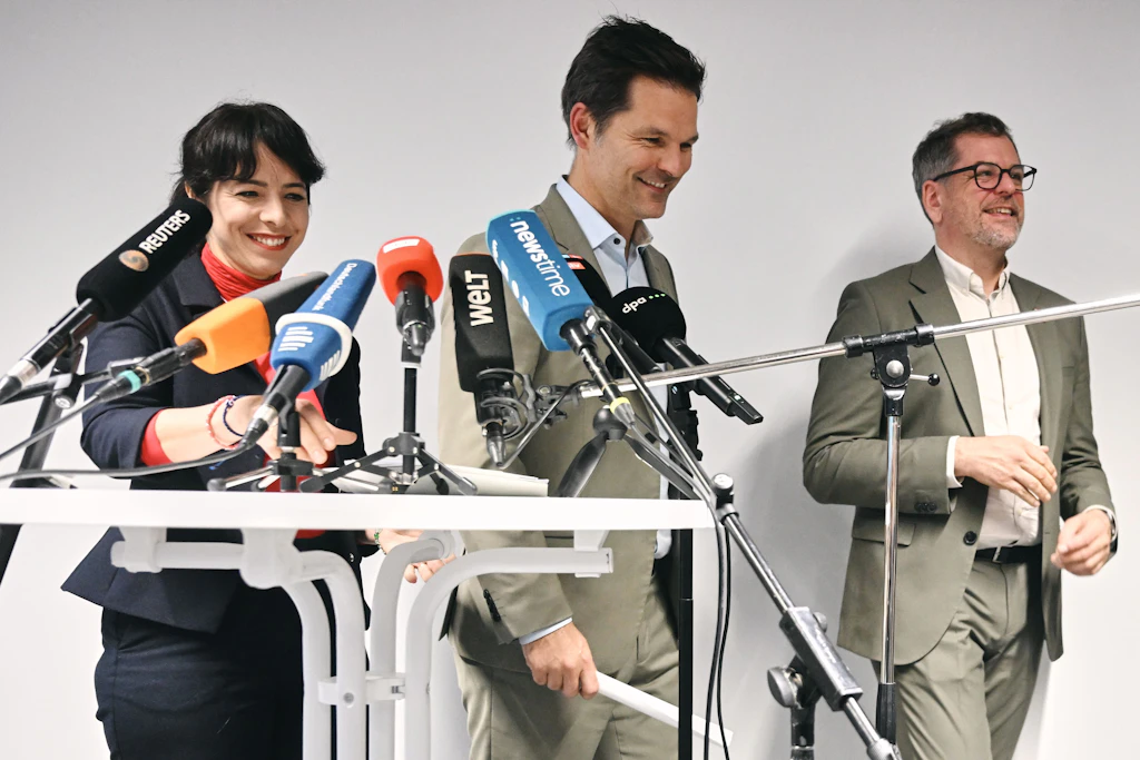 Rot-grün-rot haben den Beginn von Koaltionsverhandlungen beschlossen.