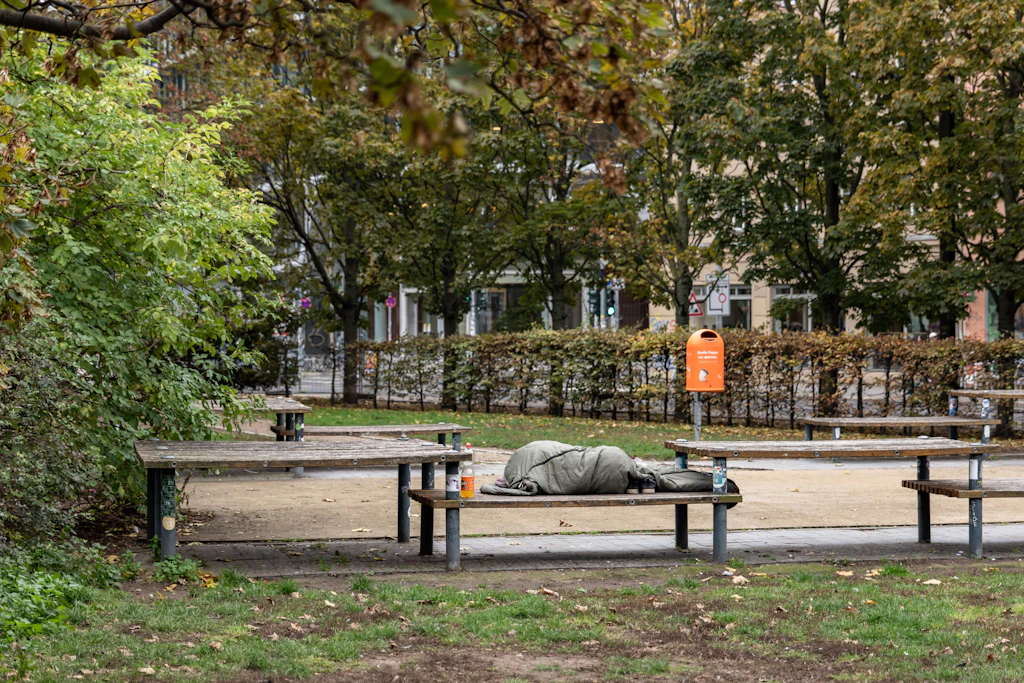 Zwischen Müll und Ratten: Wie der Jacob-Teitel-Park eine Dauerplage bleibt