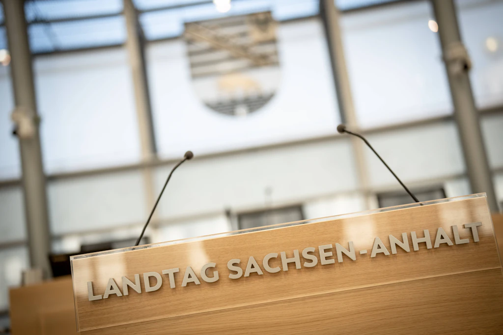 Landtag: Der Petitionsausschuss hört am Dienstag alle Beteiligten zum Beruflichen Gymnasium in Riesa an (Symbolbild).