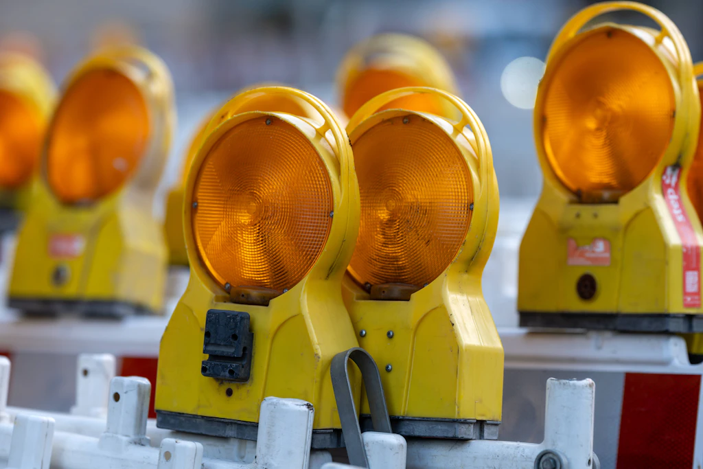 Bauarbeiten: Am Autobahnkreuz Chemnitz kommt es in der Nacht zu Donnerstag zu Sperrungen und Umleitungen (Symbolbild).