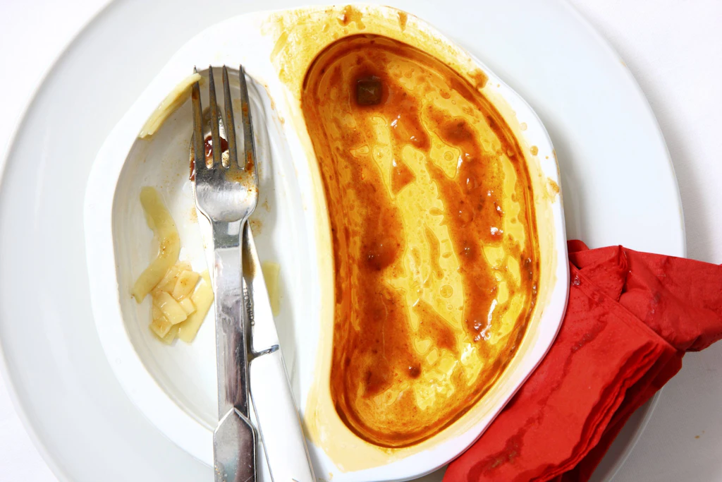 Fertiggerichte mit Hülsenfrüchten liefern oft viel Protein, enthalten aber häufig zu viel Salz.