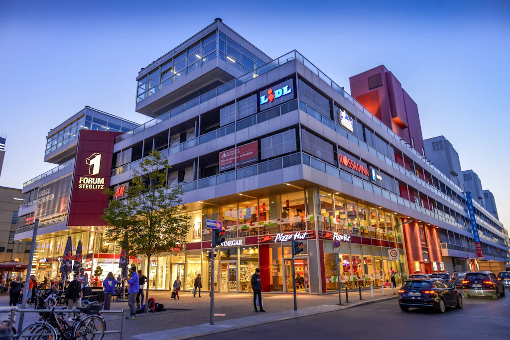 Forum Steglitz macht es vor: Retten kleine Mieter Galeria und die Friedrichstraße?