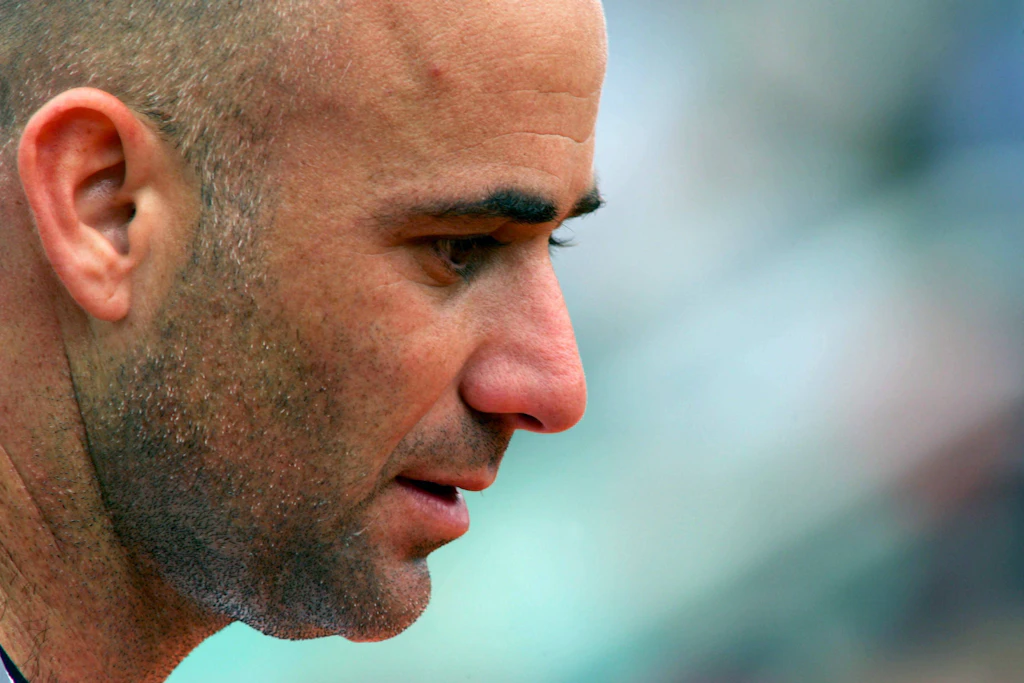 Andre Agassi, hier bei einem Turnier im Jahr 2005: In Videos aus einem Tunnel unter Las Vegas erzählt sein Schwager Michael Graf von einer angeblichen Rangelei mit ihm.