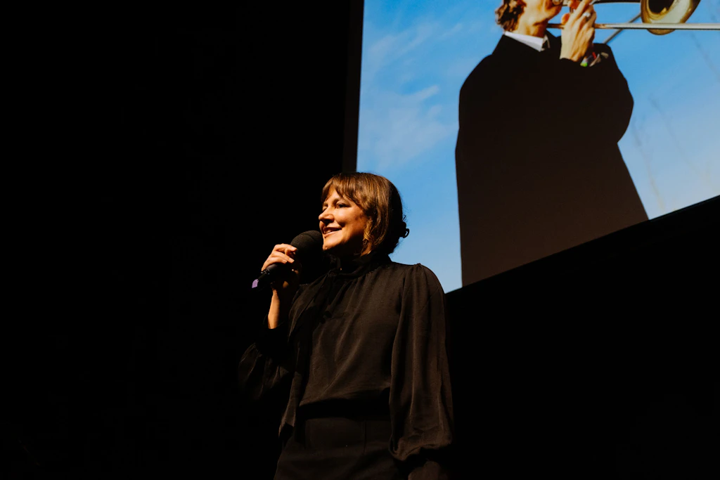 Nadin Deventer (hier im Archivbild) ist seit 2018 die Künstlerische Leiterin des Jazzfest Berlin, das vom 29. Oktober bis 1. November 2026 an vielen Orten in der Stadt den Jazz zelebriert.