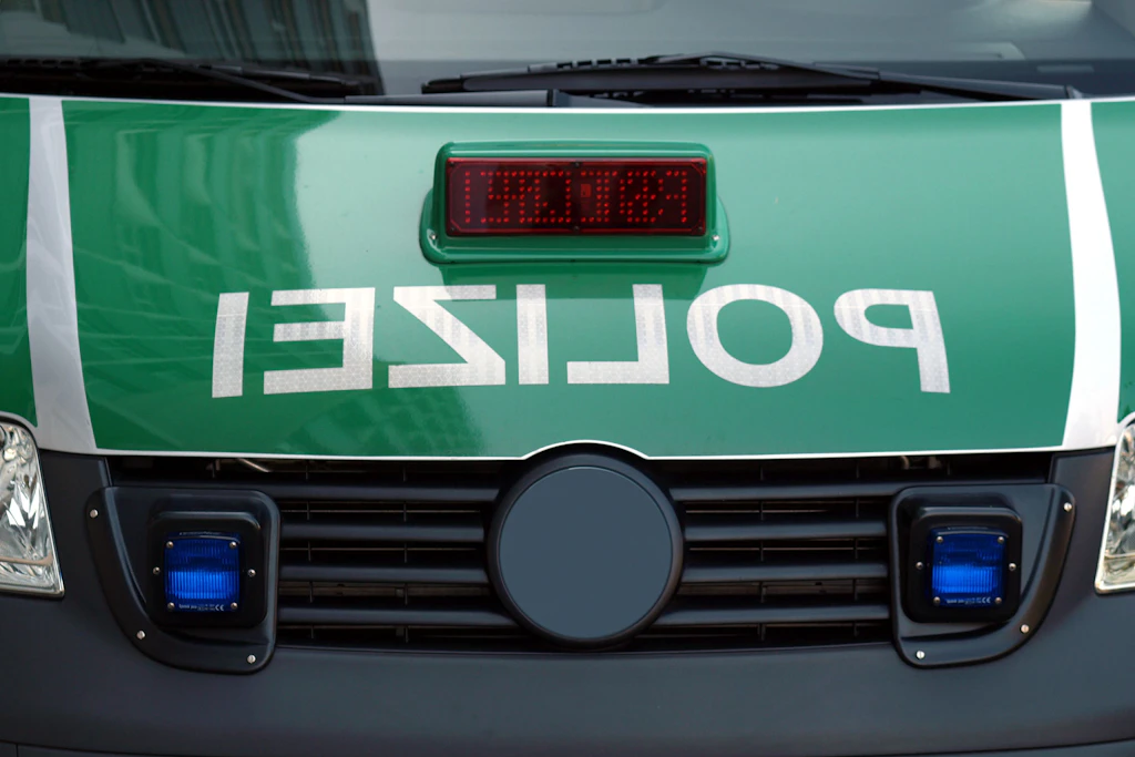 Polizei: Nach dem Zusammenstoß in Zwickau ermittelt die Polizei gegen den Mercedes-Fahrer wegen fahrlässiger Körperverletzung (Symbolbild).