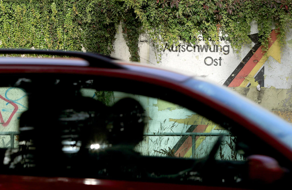 „Follow the money“ – auf der Spur des Geldes ein Geheimnis der deutschen Einheit aufdecken