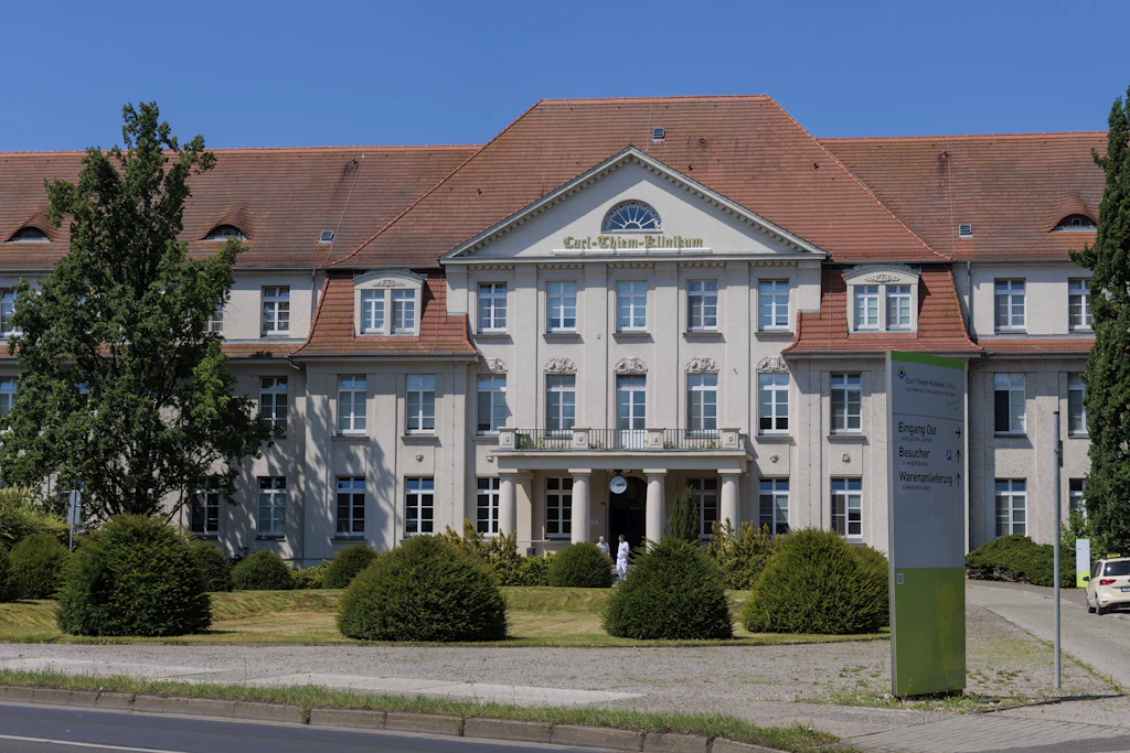 Pflege-Master in Cottbus: An der Medizinischen Universität Lausitz soll ab 2028 ein neuer Studiengang für Pflegefachkräfte starten.