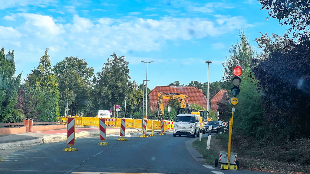 Steinaer Straße in Oberlichtenau: Ab Montag regelt eine Ampel den Verkehr
