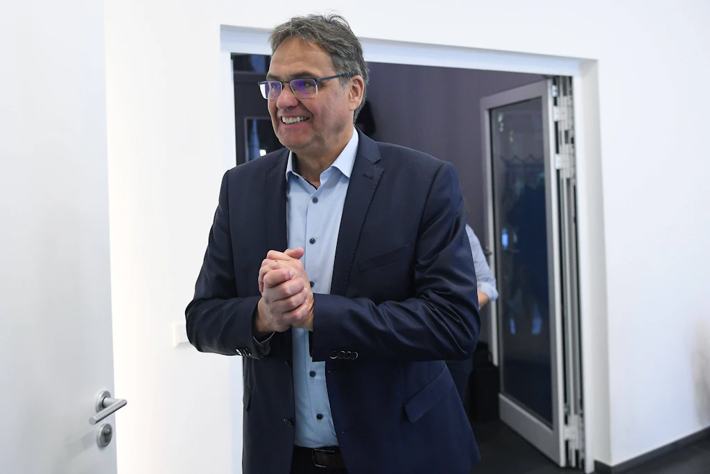 CDU-Europapolitiker Peter Liese würde die Umstellung am liebsten abschaffen.
