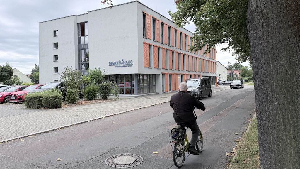 Die Ermittlungen zum vermeintlichen Wahlbetrug in Dessau-Roßlau laufen weiter. Nun wurde auch die Ehefrau des Strafantragstellers vernommen.