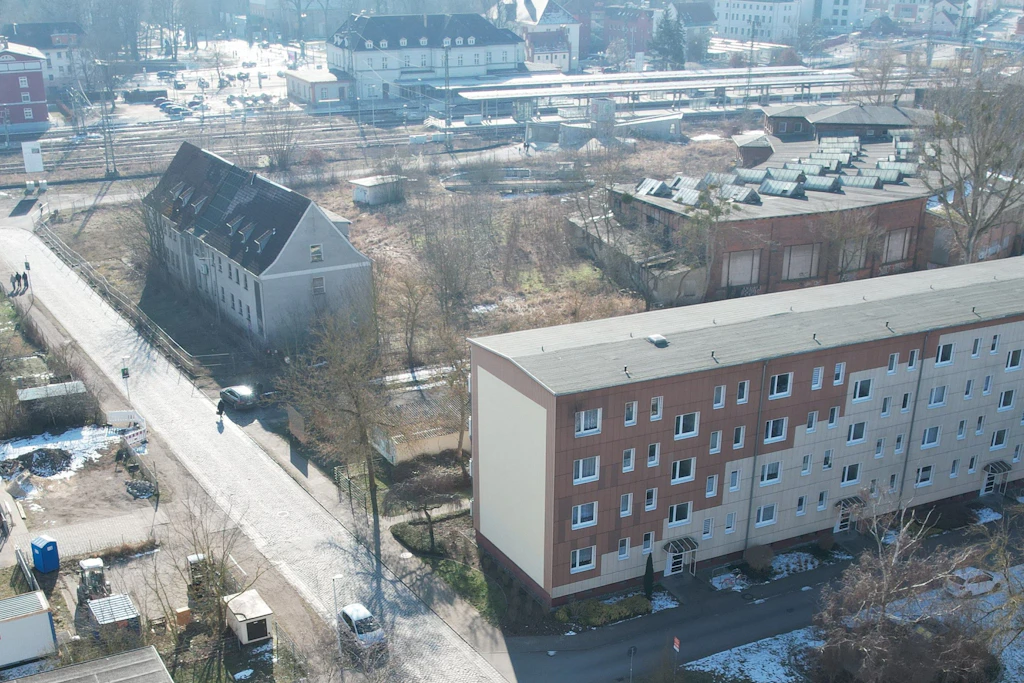 Lokschuppenareal in Neubrandenburg: Das Gebäude Heidenstraße 13 soll bis Mitte Dezember abgerissen werden.