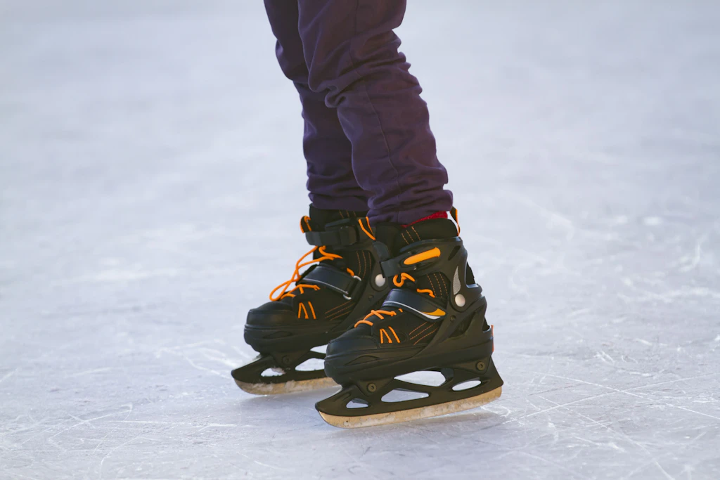 Eislaufhalle: Firmen, Vereine und Schulklassen können Zeitfenster für die Saison bereits buchen (Symbolbild).