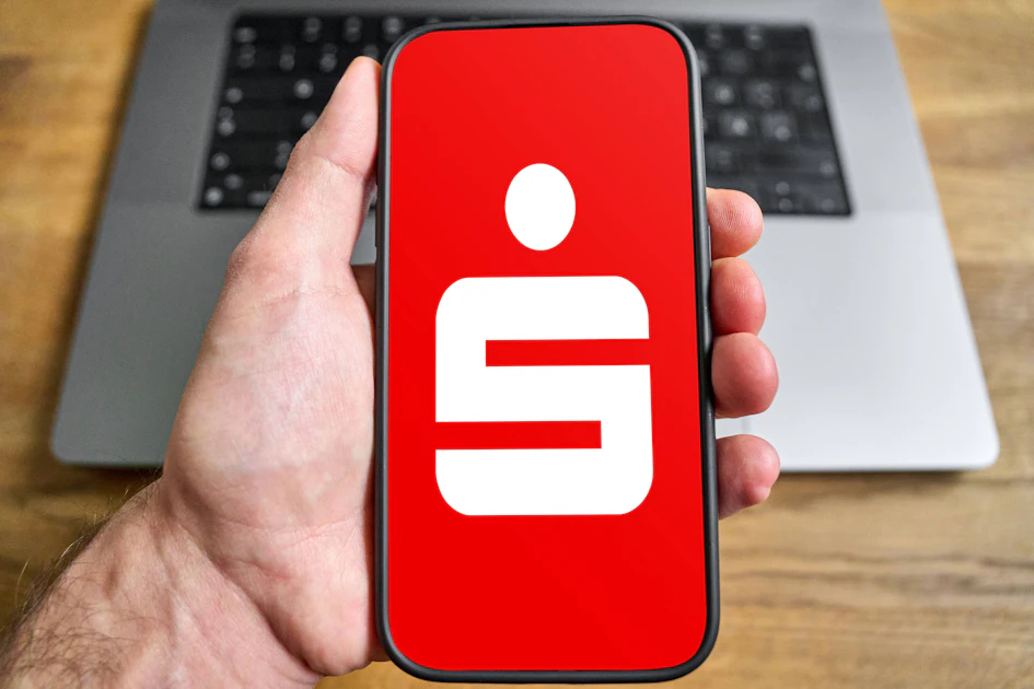 Sparkasse replaces S-ID-Check for online card payments
