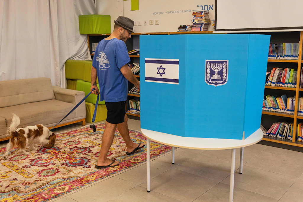 Parlamentswahl in Israel: Höchste Wahlbeteiligung seit Jahrzehnten zeichnet sich ab