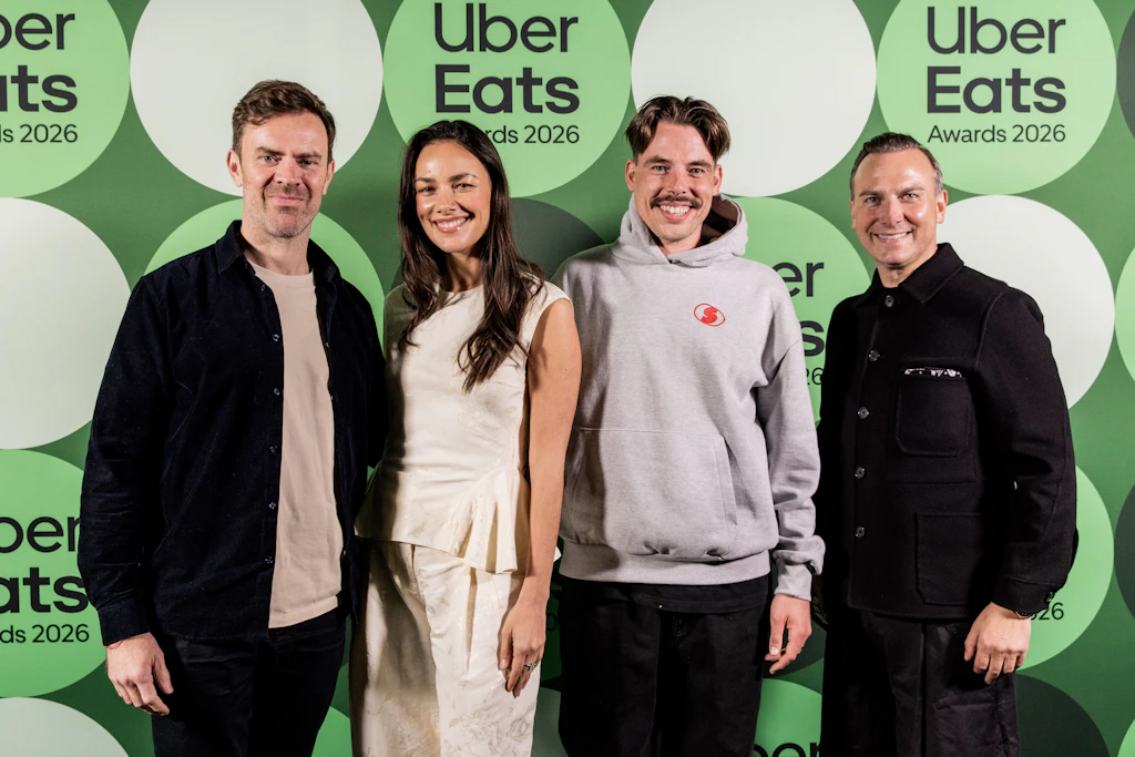 Die Jury, bestehend aus den vier Food-Experten Lukas Erlebach, Janina Uhse, Elias Klein und Tim Raue, kürte im letzten Schritt der Auswahl den Uber-Eats-Awards-Gewinner.