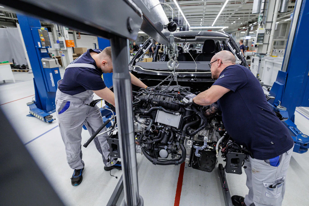 Deutschland verliert tausende Jobs – doch diese Branchen suchen jetzt Mitarbeiter