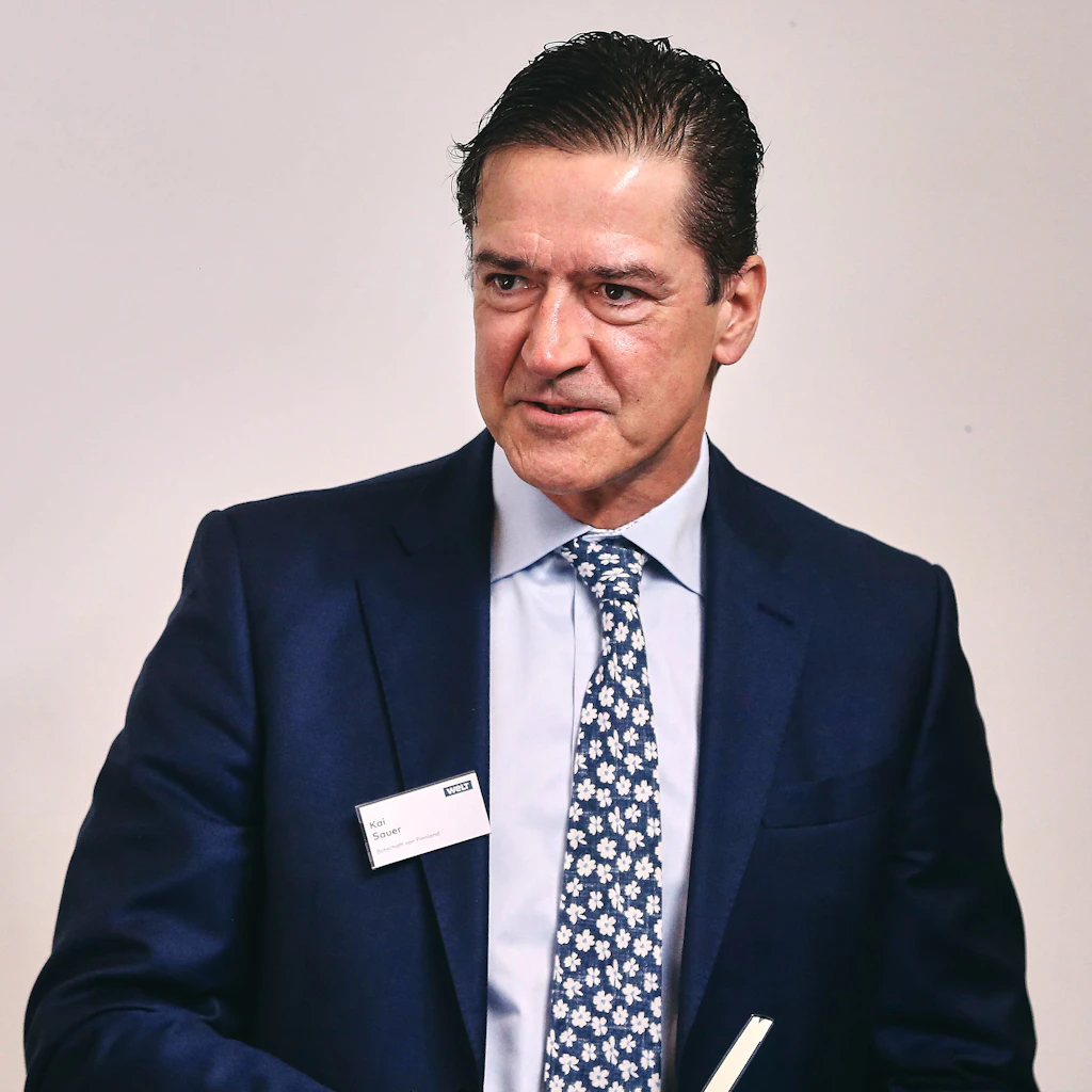 Kai Sauer, Botschafter der Republik Finnland, demonstrierte am finnischen Modell, dass Zusammenhalt nicht durch Befehle von oben entsteht.