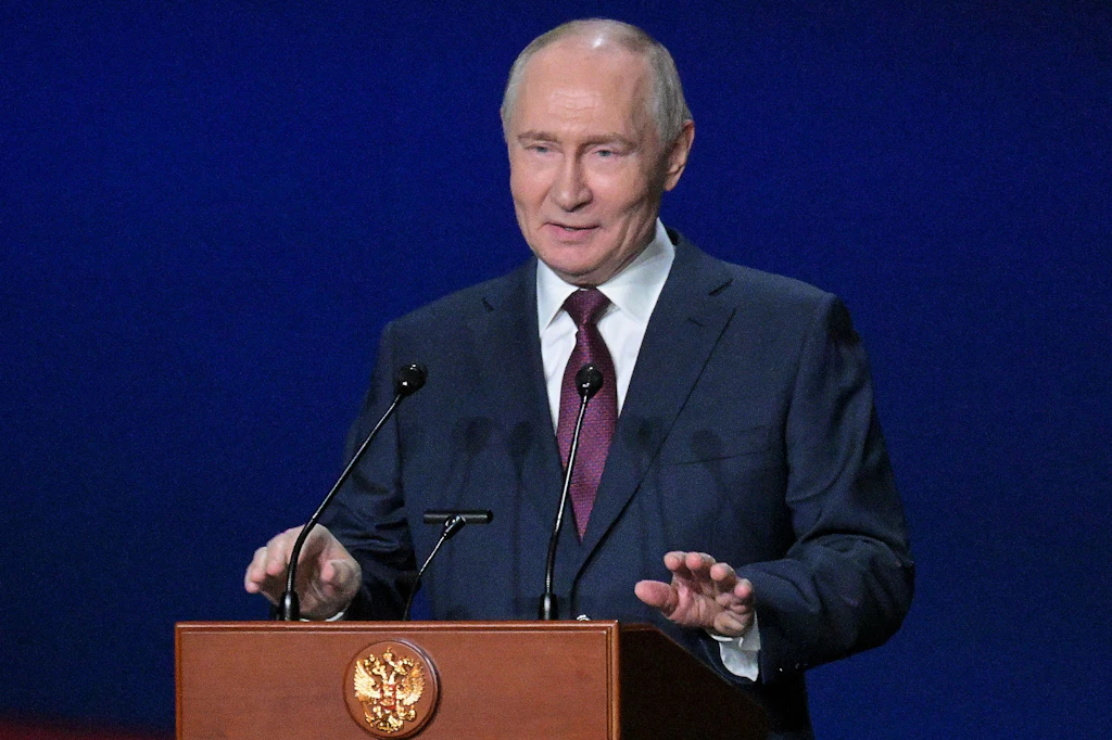Putins „Geschichtsstunde“: Norwegen und Finnland fordern Korrektur von Financial Times