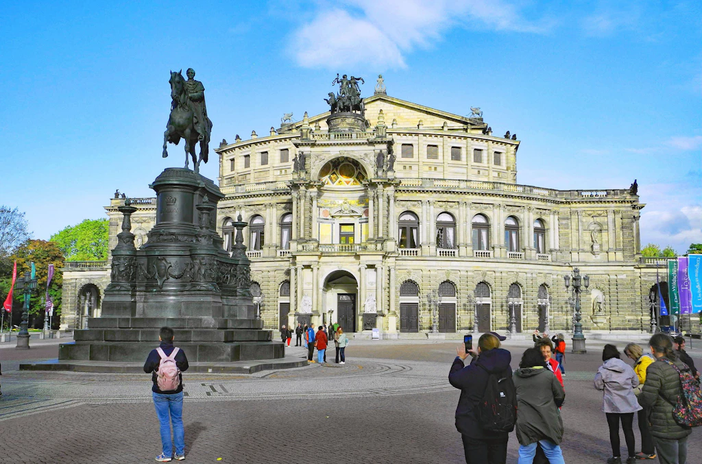 „La bohème“ kehrt im Dezember an die Semperoper zurück