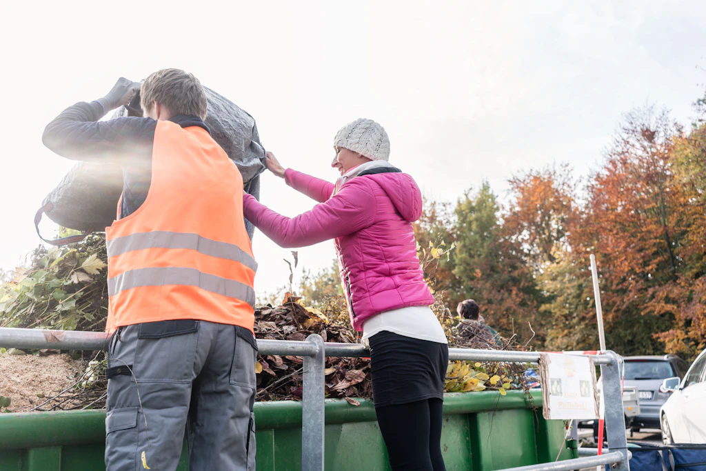 Laub und Rasenschnitt: Potsdam sammelt am 7. November Grünabfall