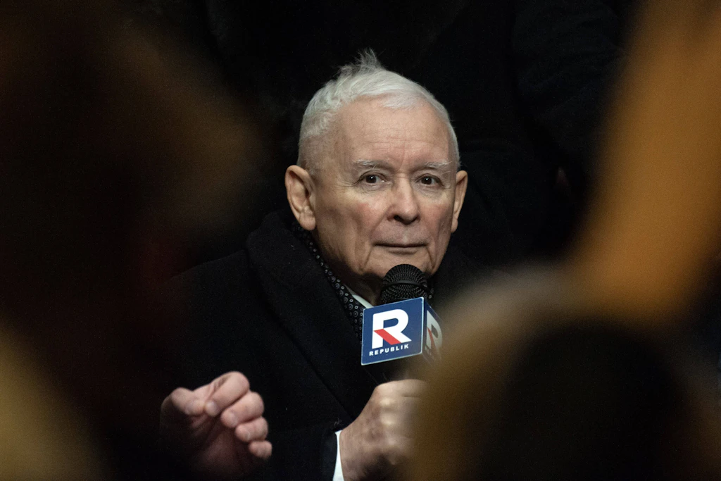 Hat die Berliner Zeitung den Staatsstreich in Polen vorbereitet? Das behauptet Kaczyński