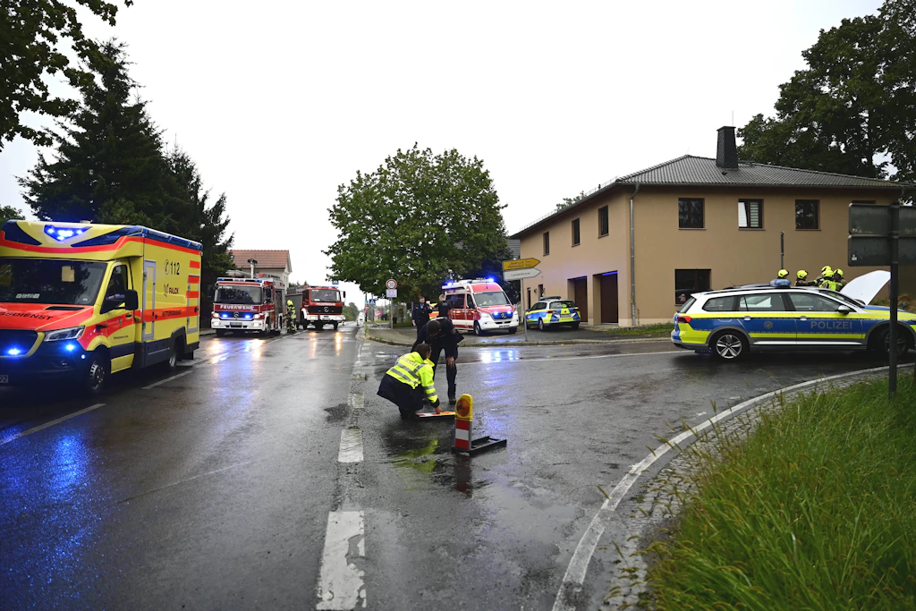 Die Straße in war für die Unfallaufnahme über eine Stunde gesperrt.