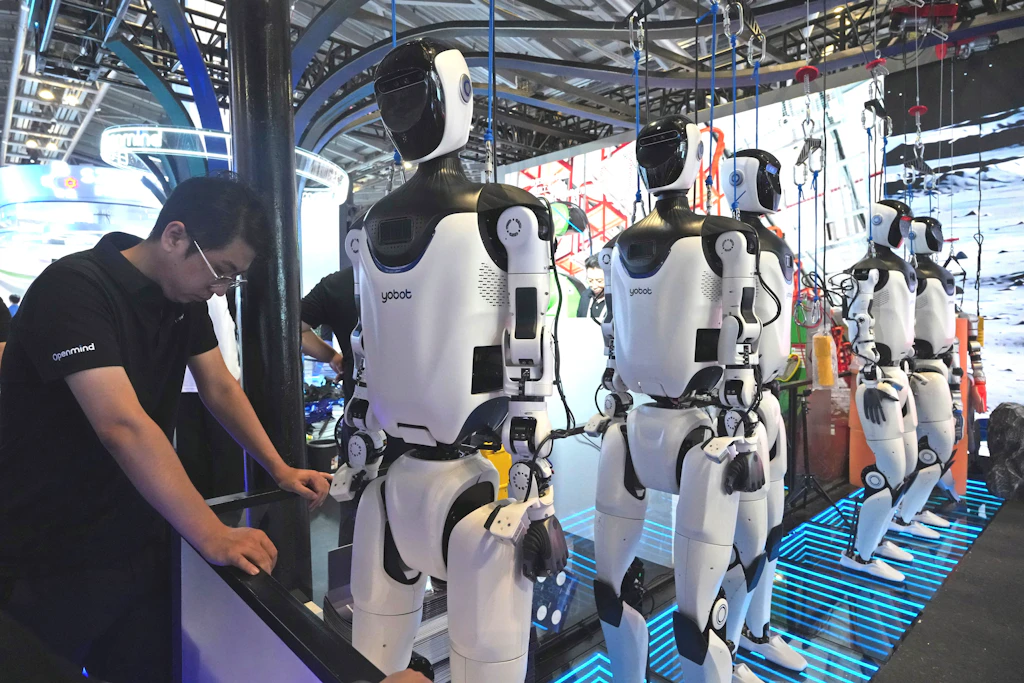 In Serie: Humanoide Roboter, die auf der Weltkonferenz über Künstliche Intelligenz in Shanghai im Juli 2026 vorgestellt wurden.