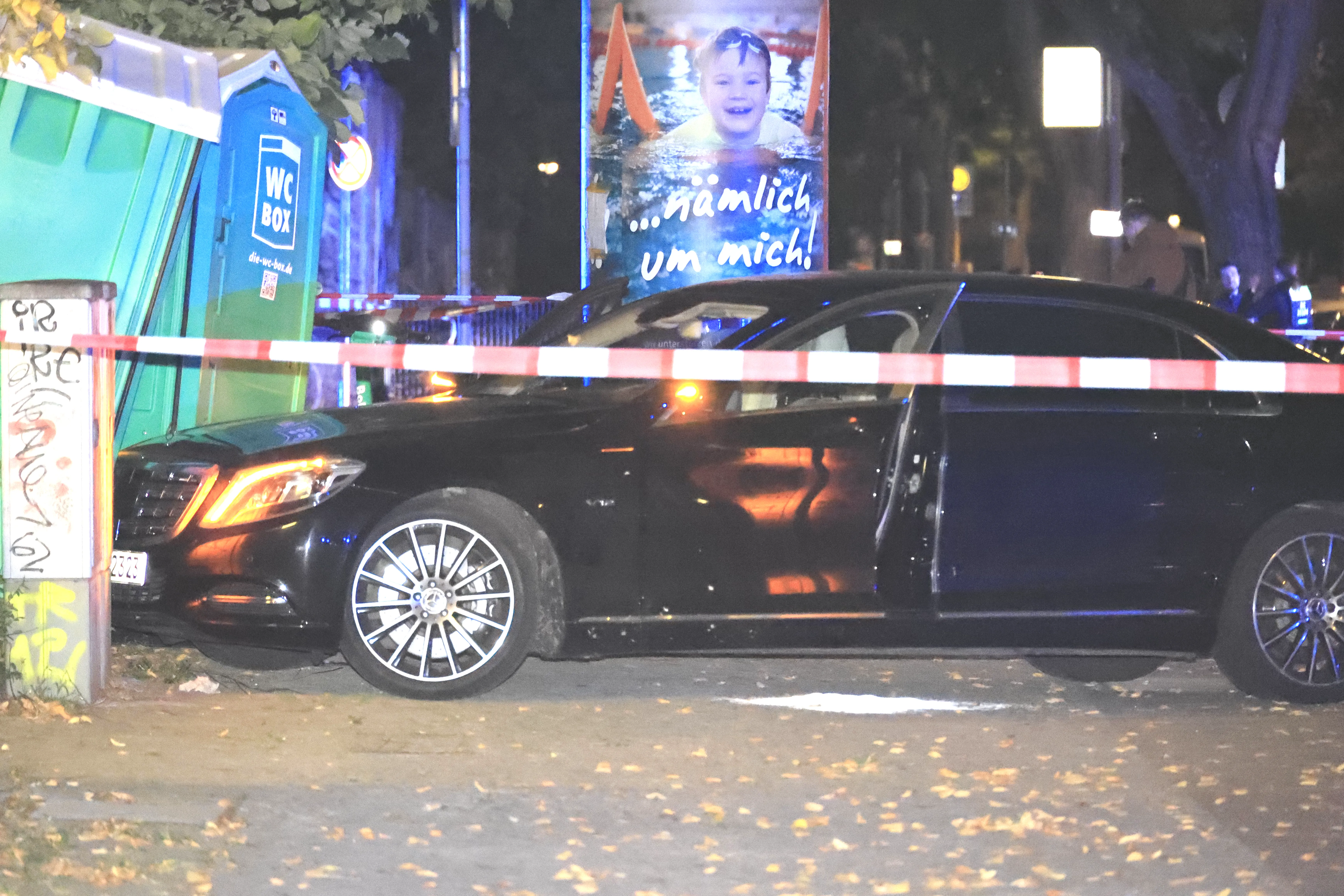 Schüsse auf Maybach-Fahrer: Polizei sucht dringend Zeugen