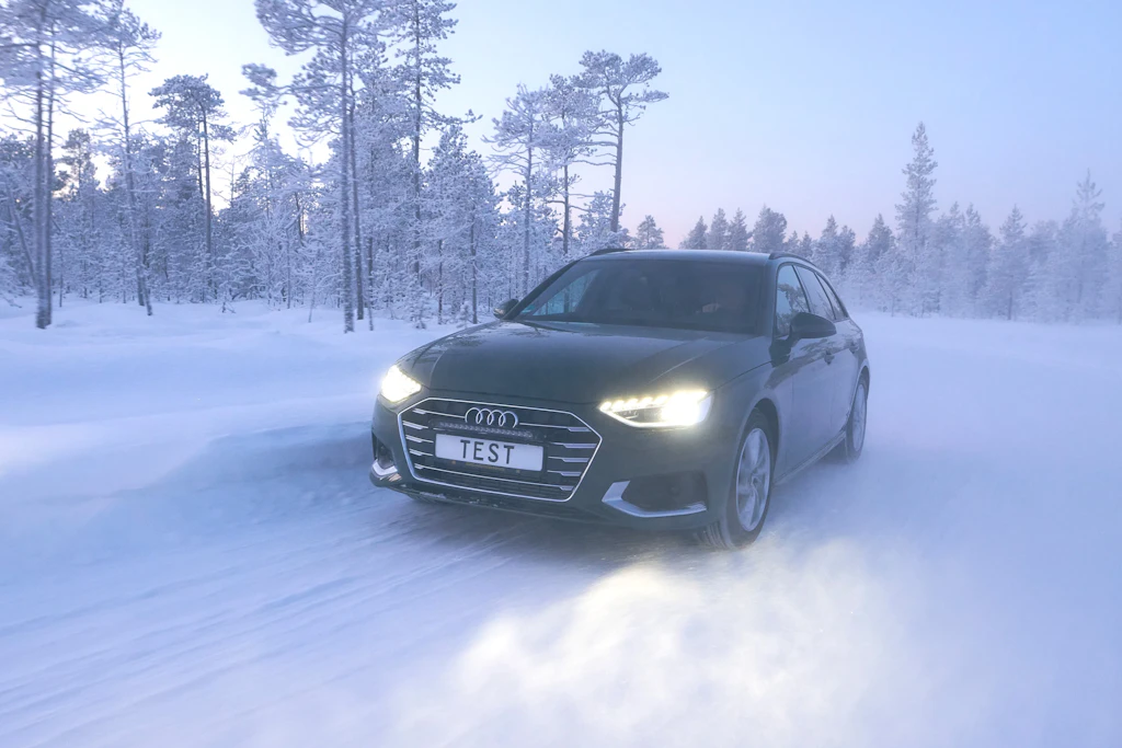 In Finnland prüfte der ADAC insgesamt 32 Winterreifen im Härtetest.